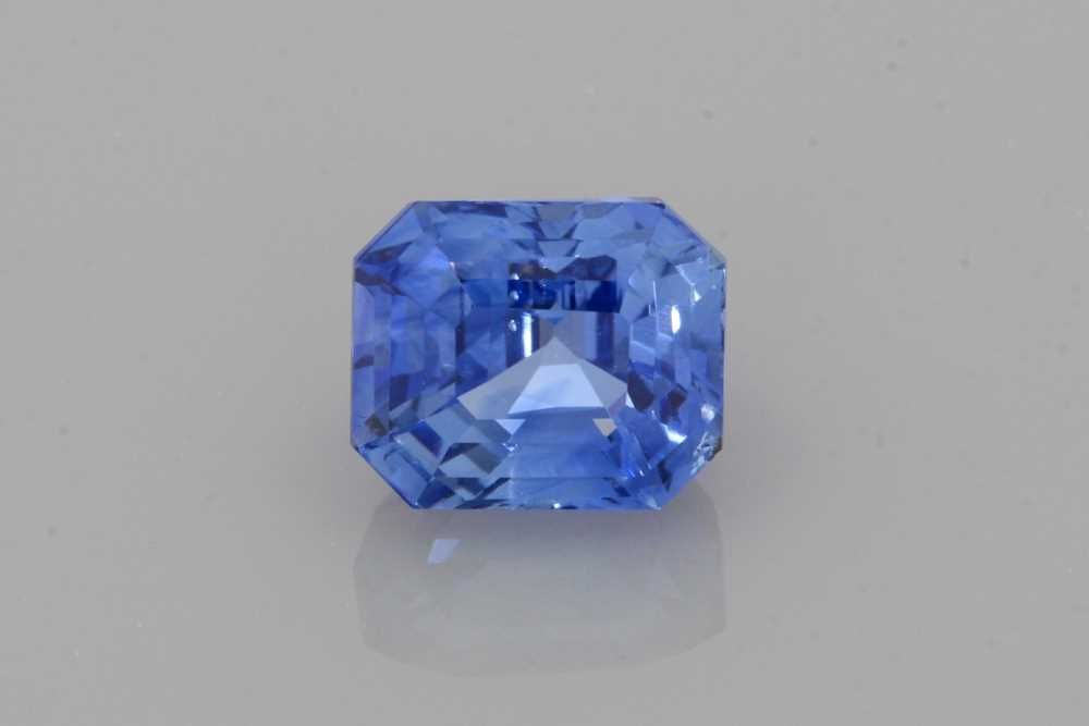 Szafir 2,05 ct, niebieski, szlif ośmiokątny