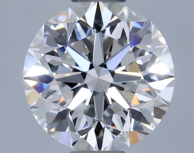 Prírodný diamant okrúhly...