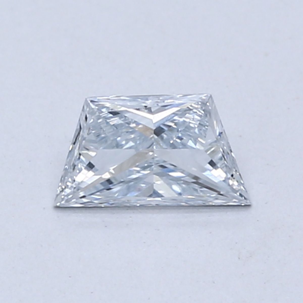 0.46 CT Light Blue TRAPEZOID