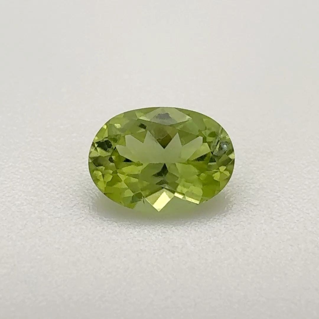 PERIDOT FACETED 0.84ct GREEN Yellowish Green EC BRAZIL NONE
