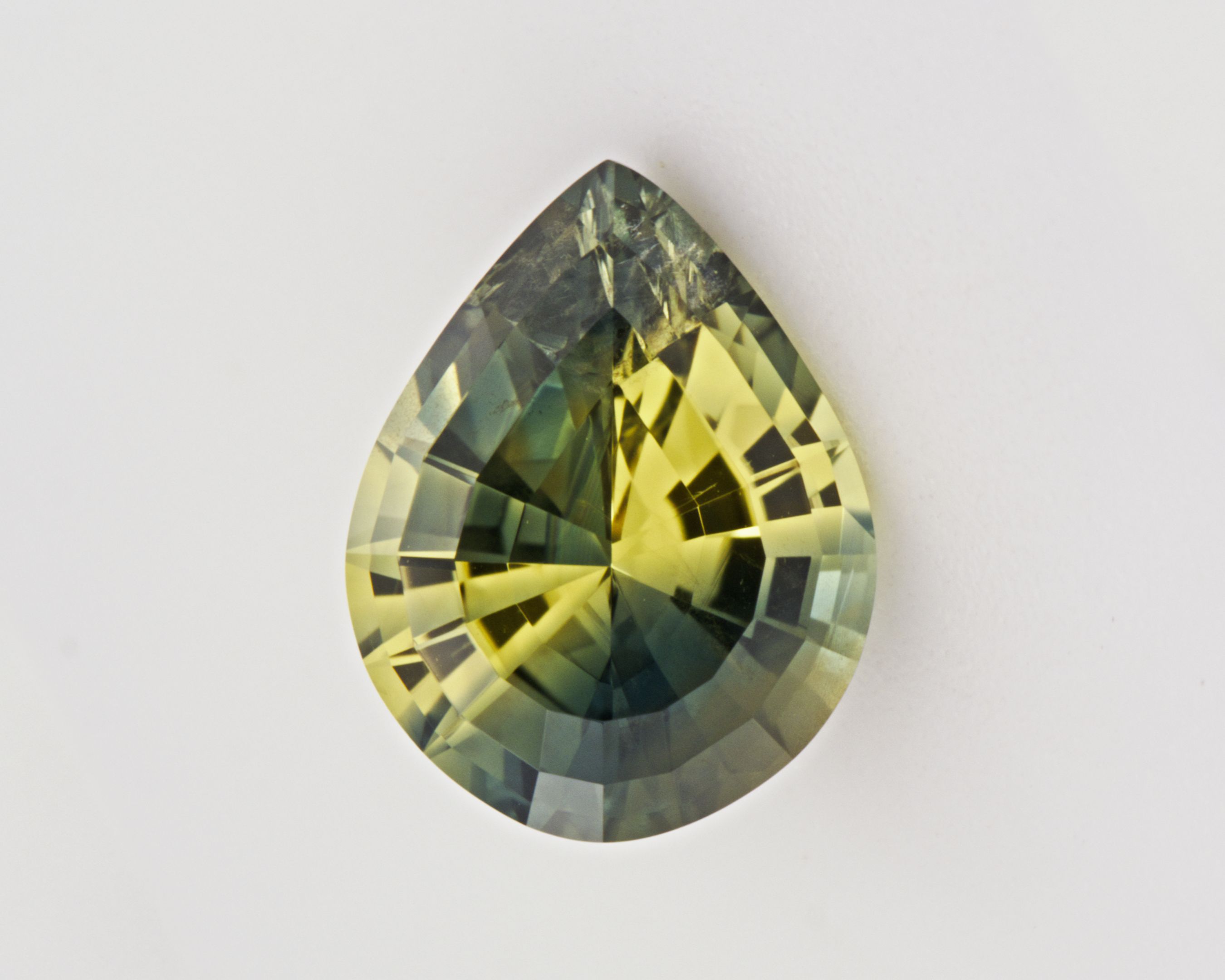 Szafir 2,11 ct, morski, szlif gruszka