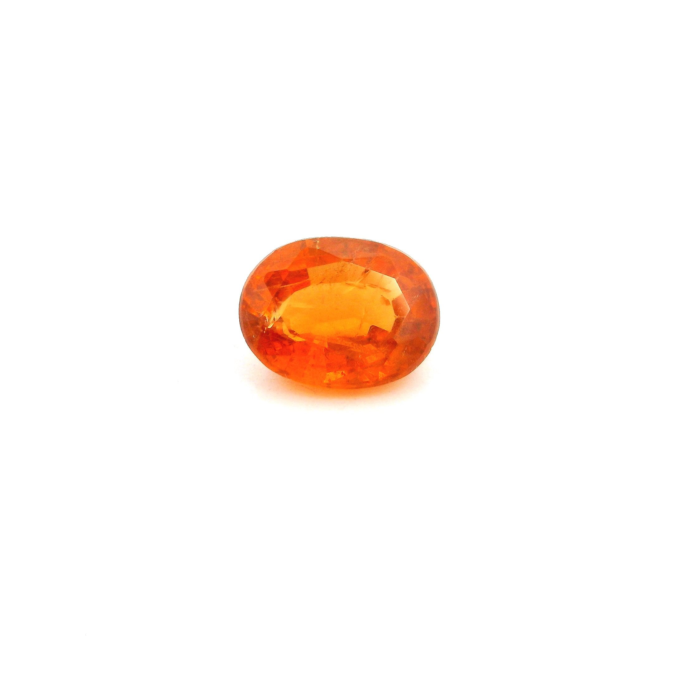 Granat 1,69 ct, pomarańczowy, szlif owalny