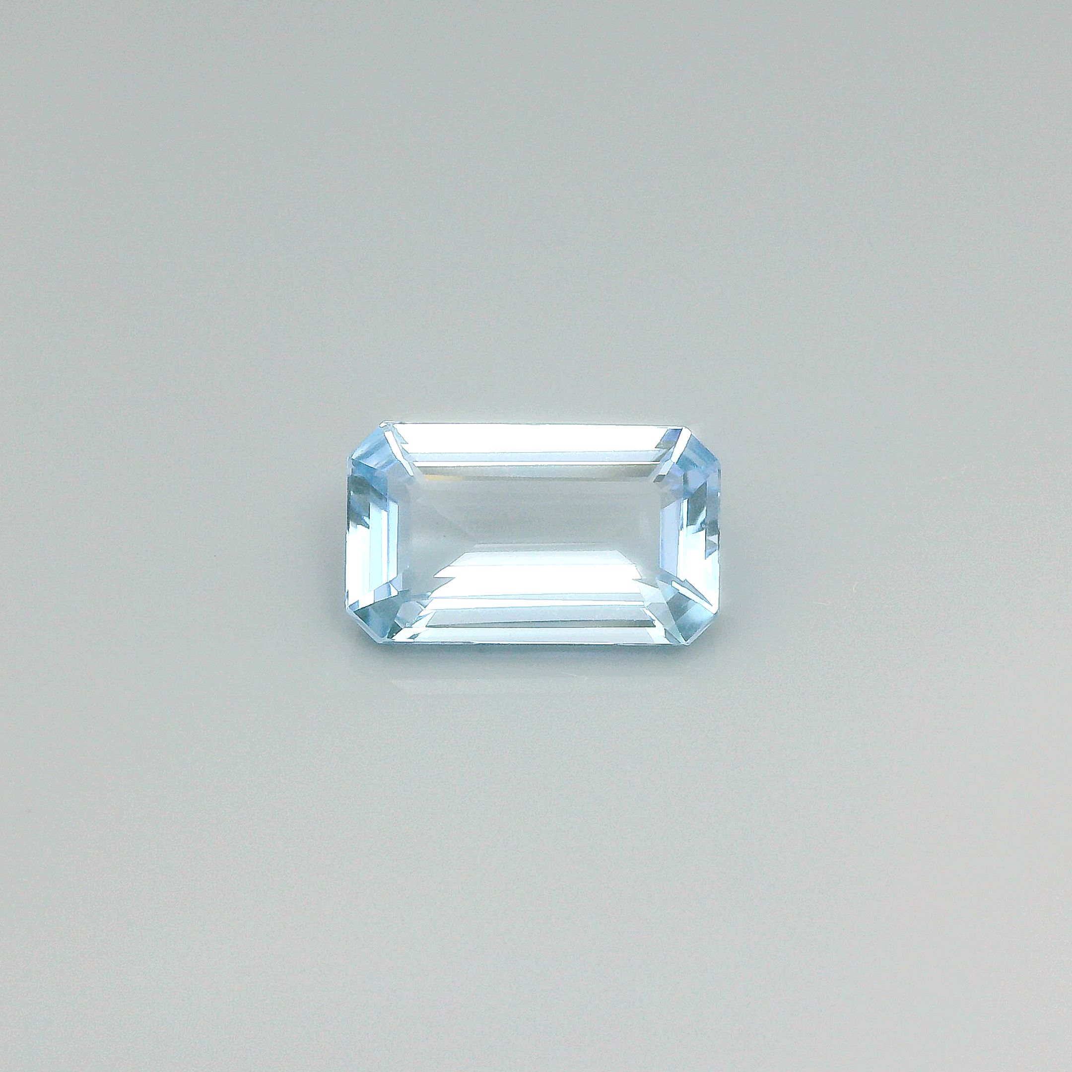 2.77 ct Octagonal Aquamarine