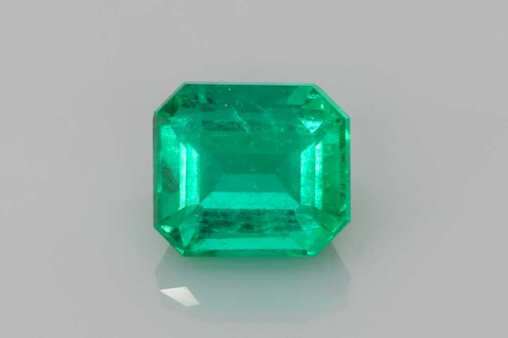 0.83 ct Emerald emerald