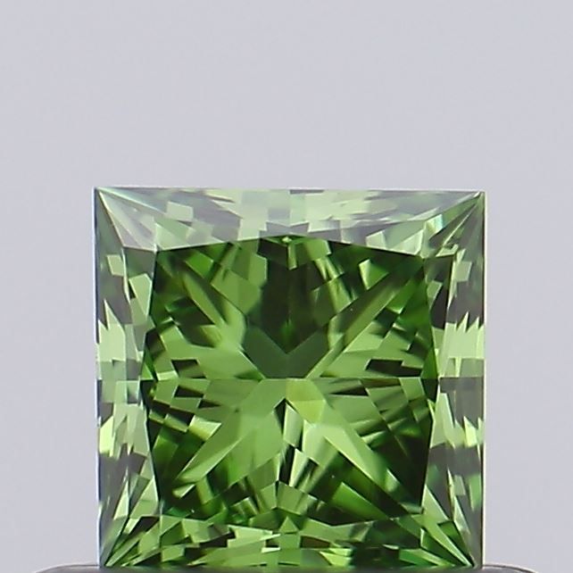 0.39 CT Fancy Vivid Green PRINCESS