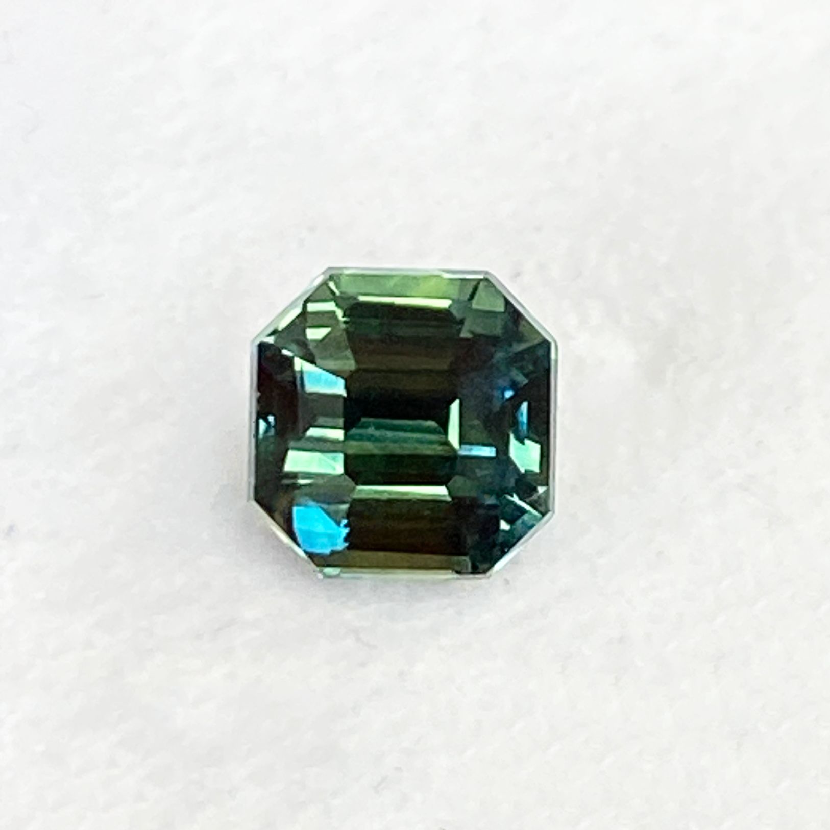 SAPPHIRE FACETED 2.2ct GREEN Blue Green EC MADAGASCAR NONE