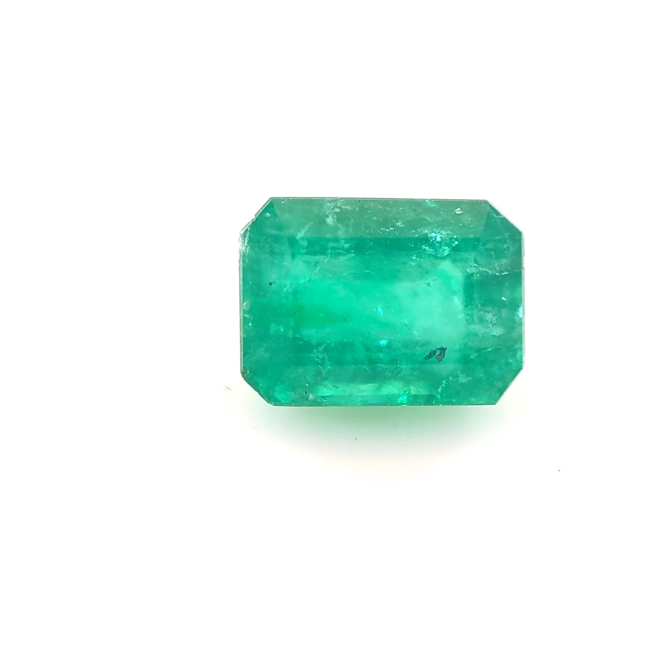 Szmaragd 1,41 ct, zielony, szlif szmaragdowy
