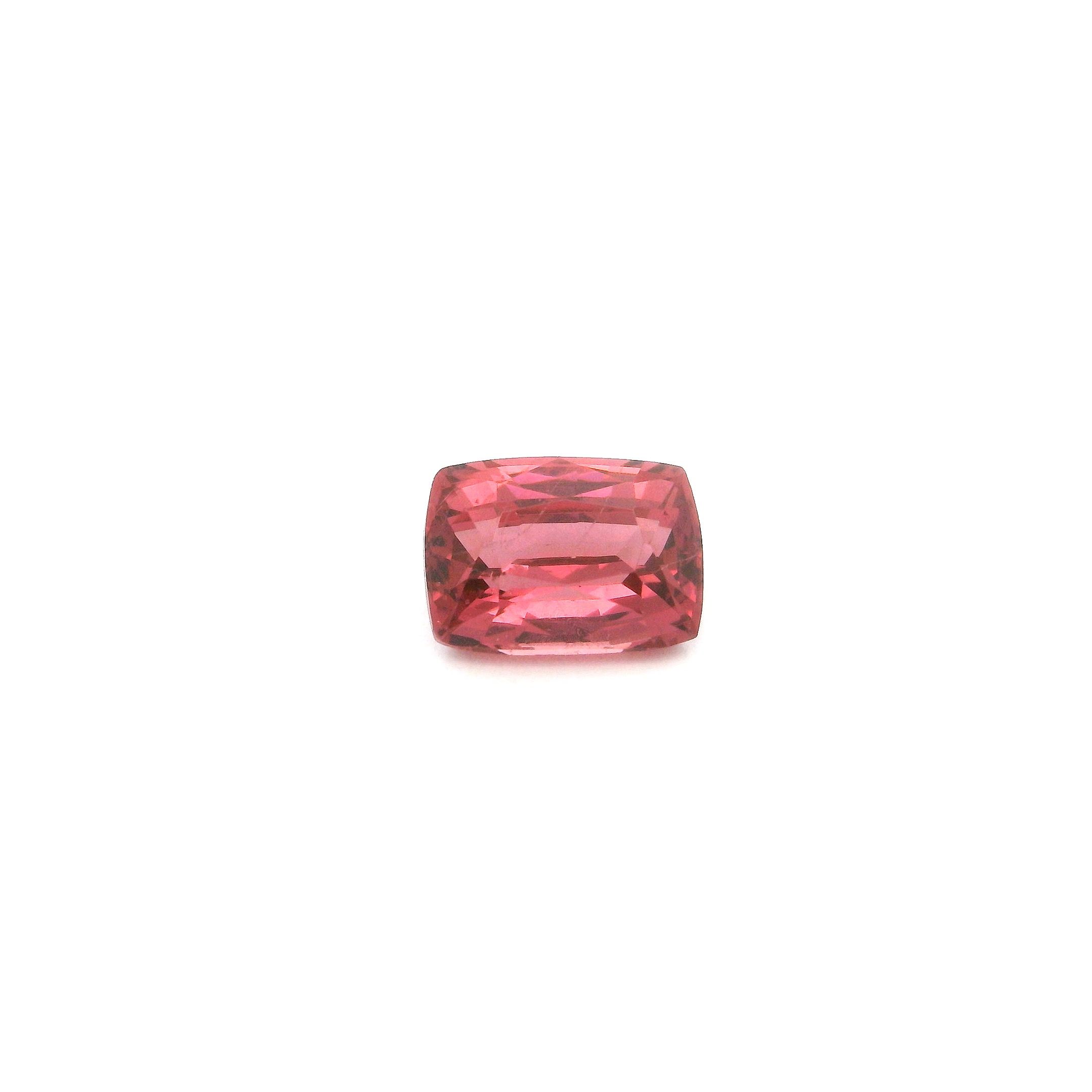 Granat 1,09 ct, różowy, szlif cushion