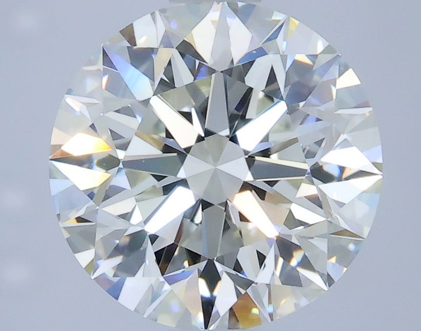 Prírodný diamant okrúhly...