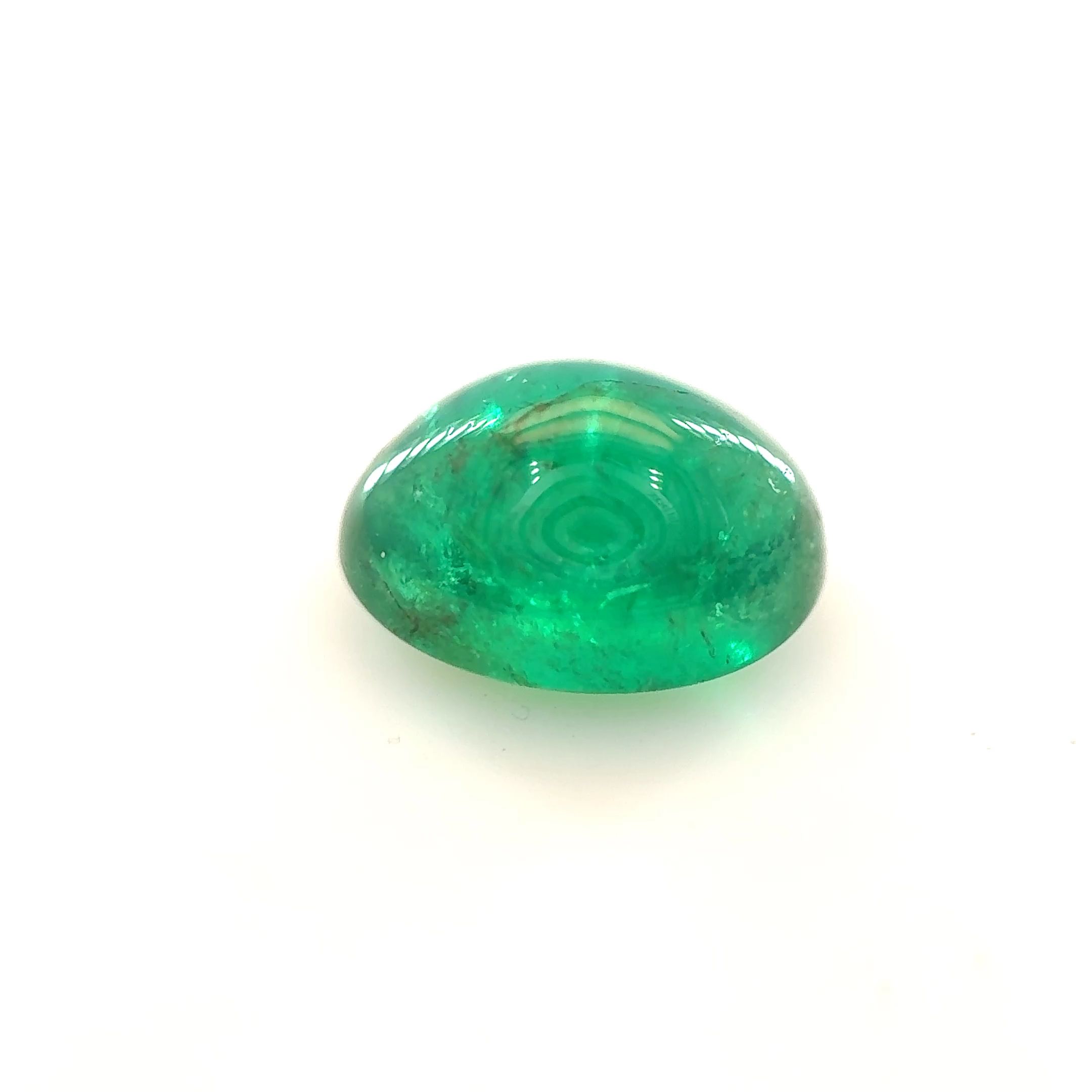 Szmaragd 1,54 ct, zielony, kaboszon
