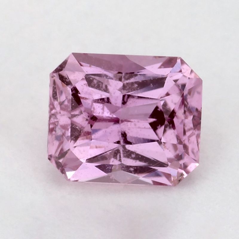 Szafir 1,38 ct, niebieski, szlif radiant