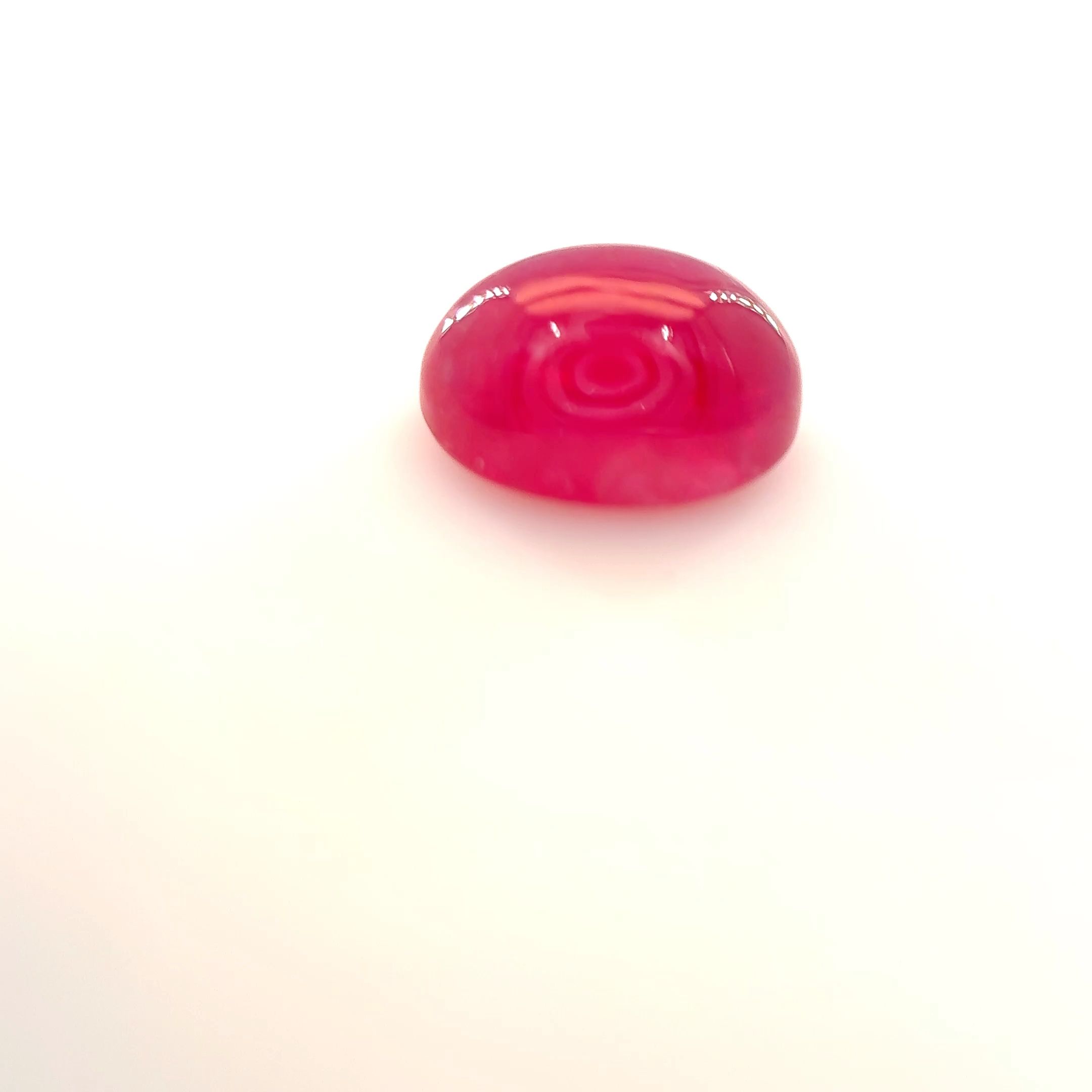 Rubin 1,57 ct, czerwony, kaboszon