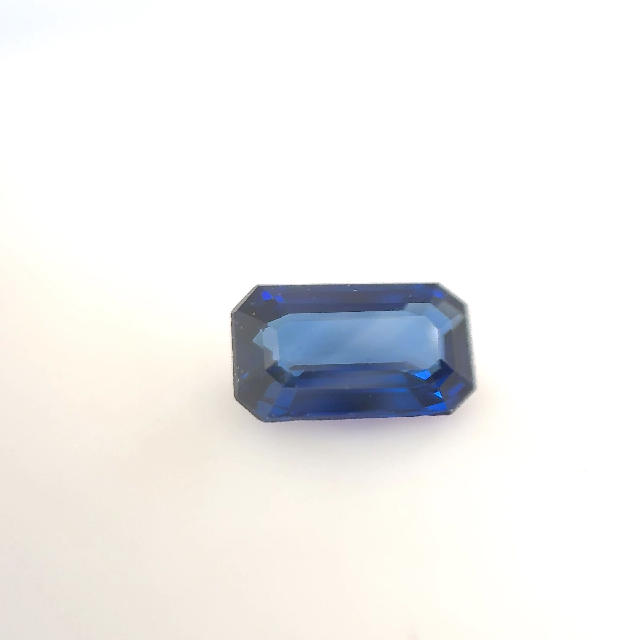 Szafir 1,00 ct, niebieski, szlif szmaragdowy