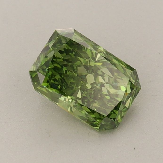 0.72 CT Fancy Vivid Green RADIANT
