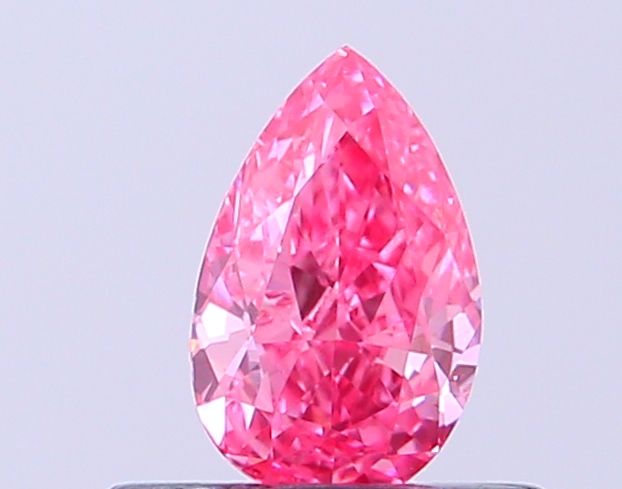 0.32 CT Fancy Vivid Pink PEAR