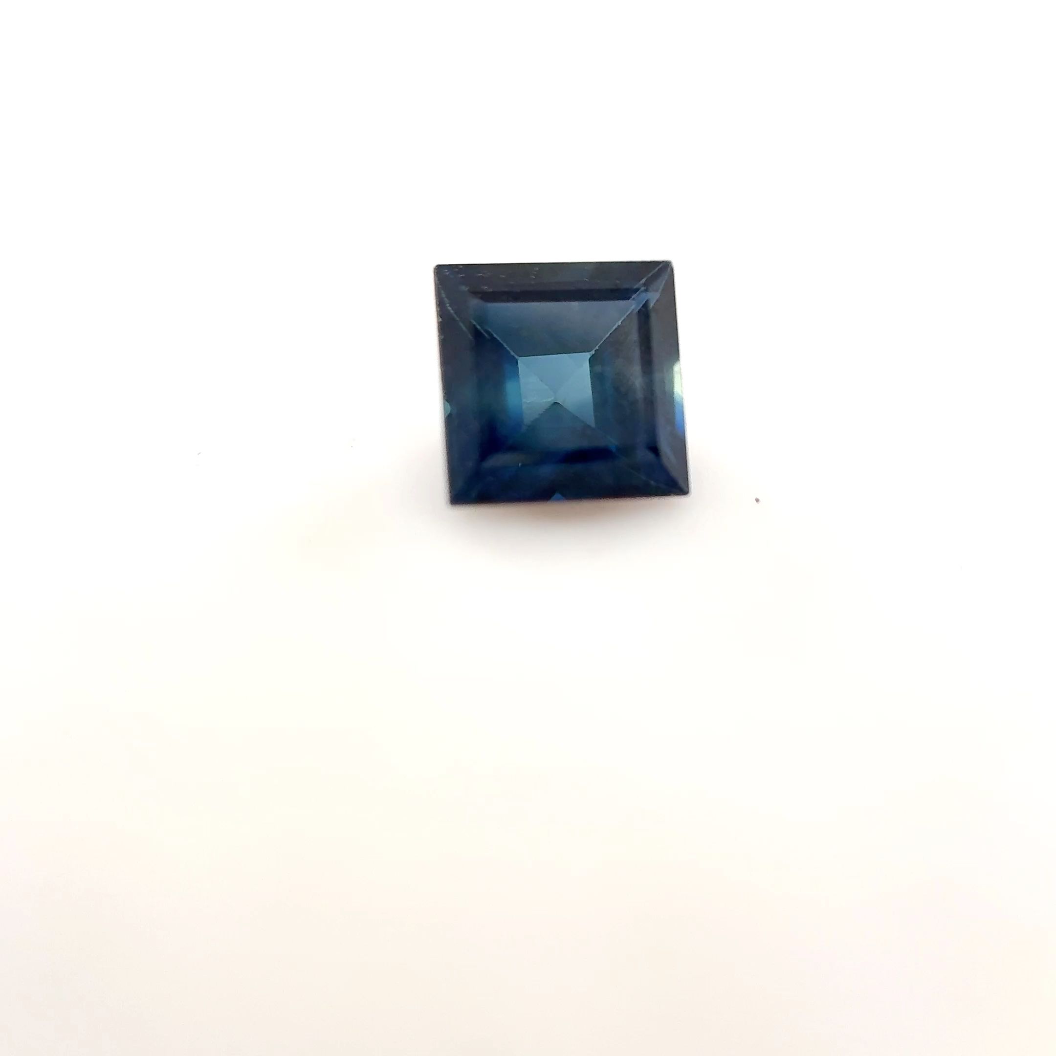 SAPPHIRE FACETED 0.75ct BLUE Medium EC THAILAND HEATED