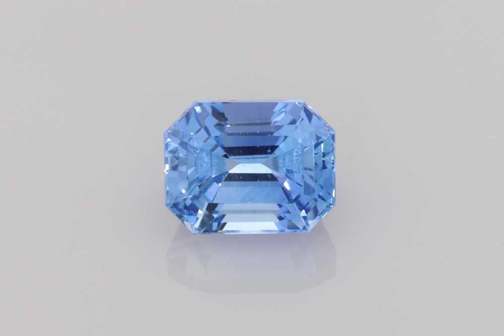 Szafir 1,60 ct, niebieski, szlif szmaragdowy