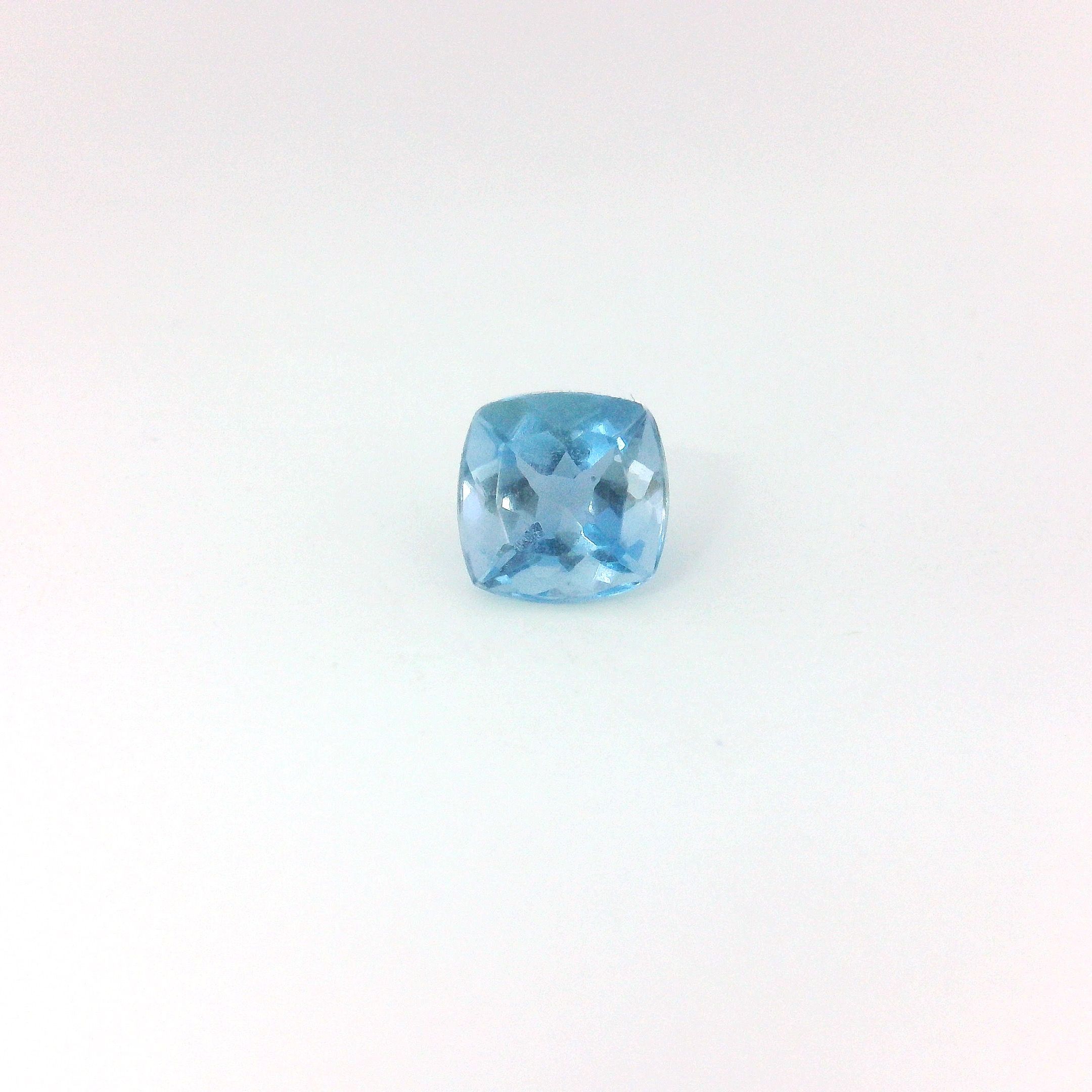 0.49 ct Cushion aquamarine