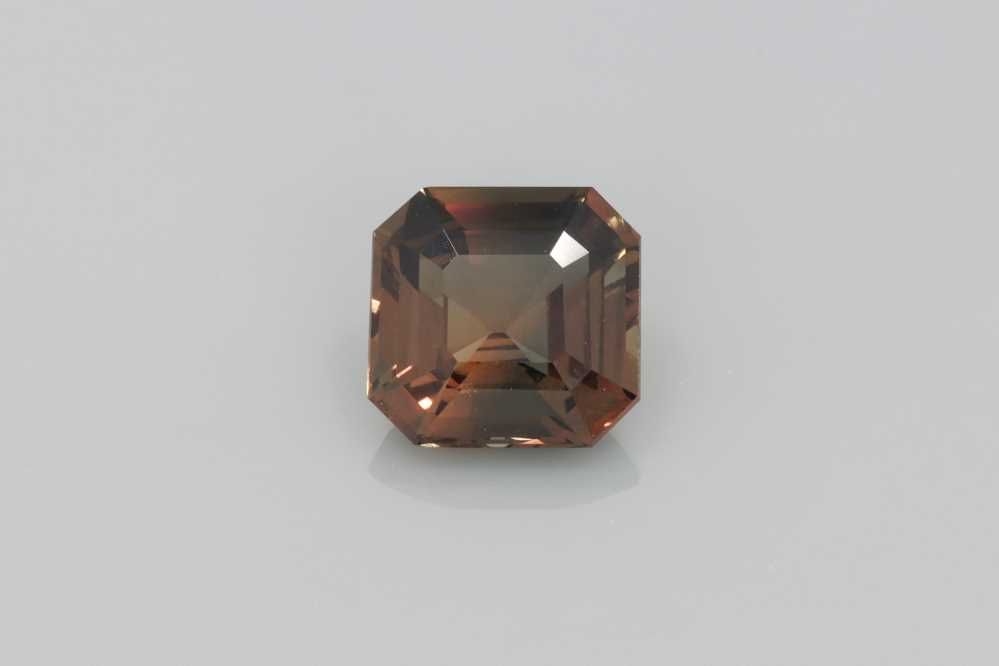 Szafir 2,03 ct, brązowy, szlif asscher