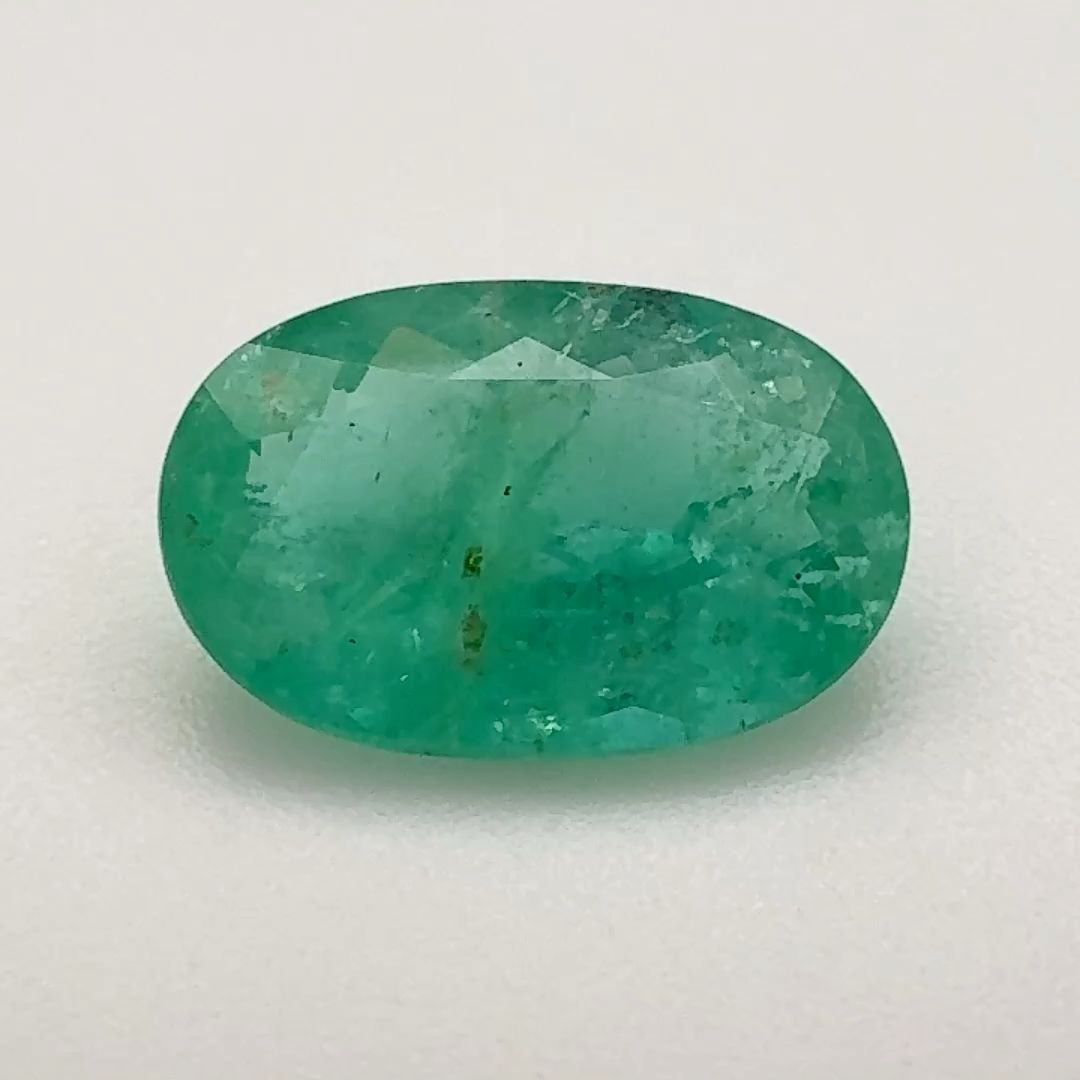 1.89 ct Emerald