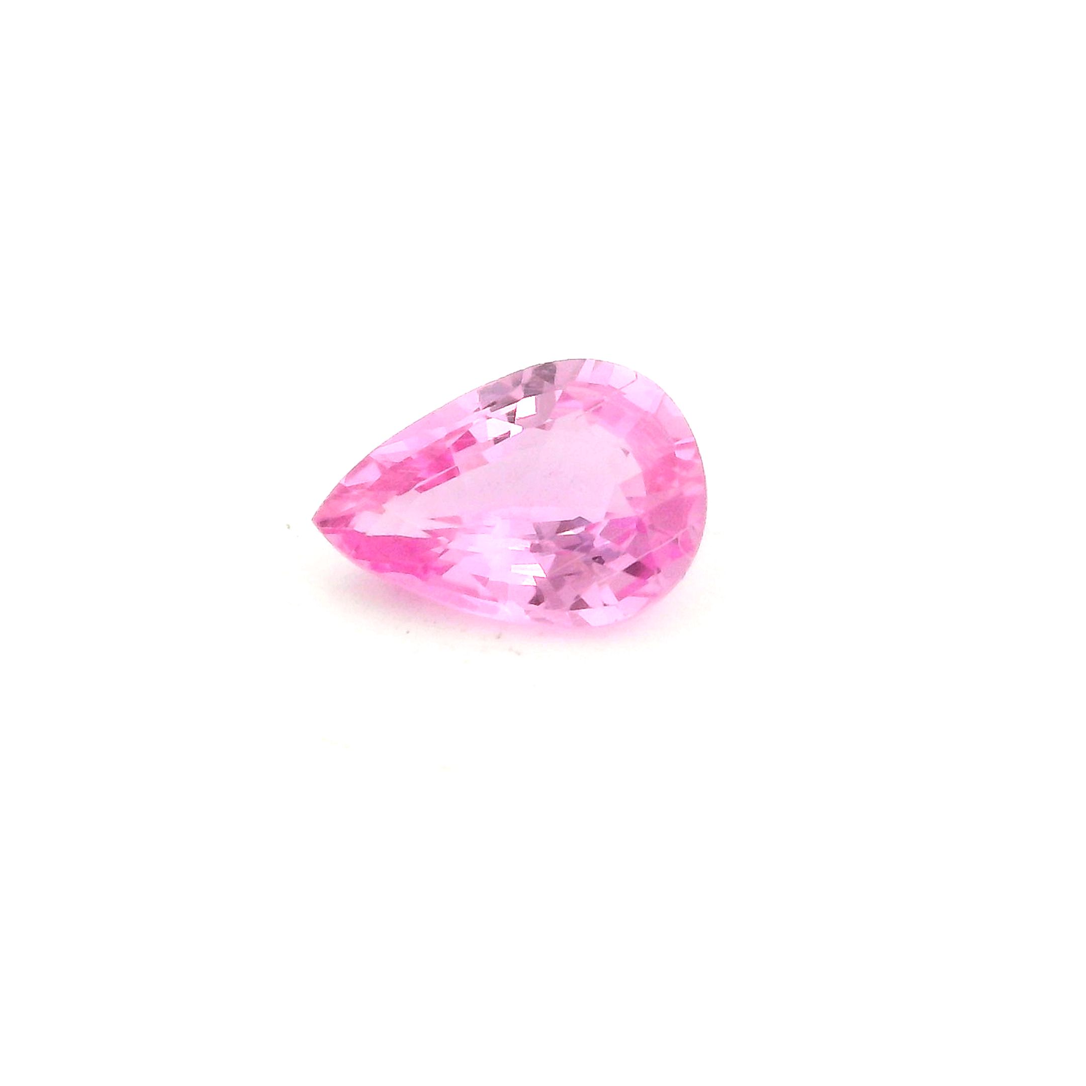 0.75 ct Pear sapphire