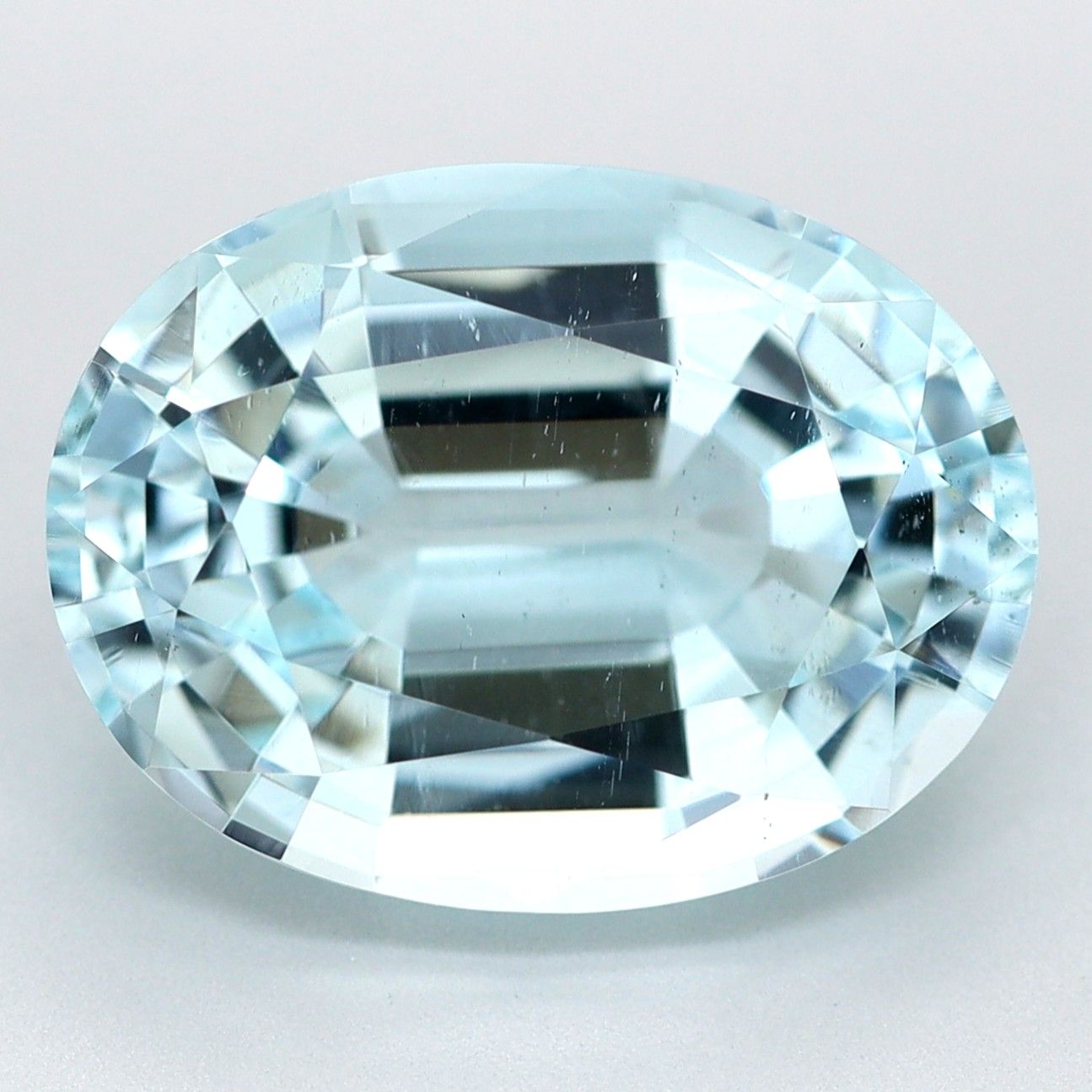 3.83 ct Aquamarine