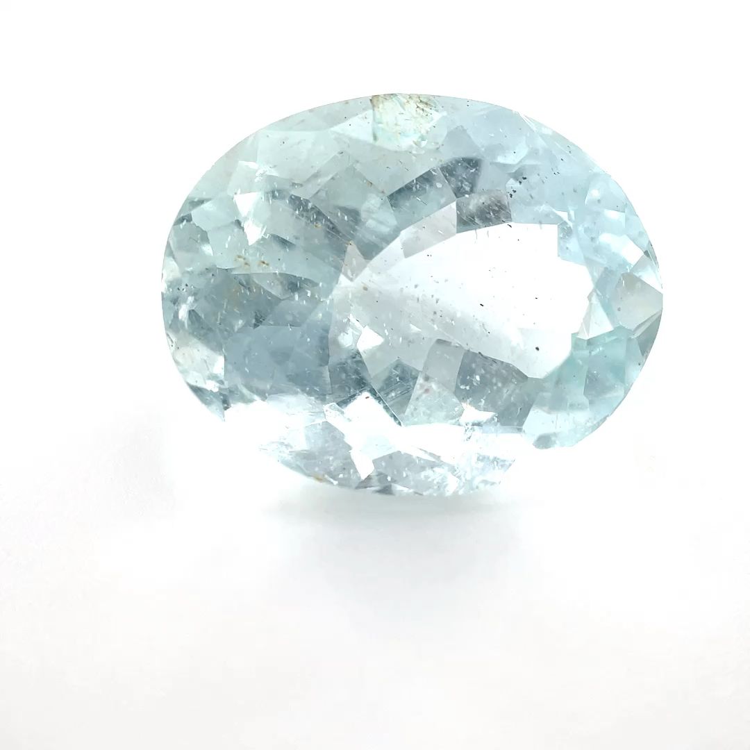 Akwamaryn 10,37 ct, niebieski, szlif owalny