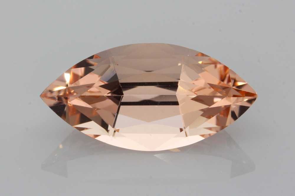 Morganit 9,77 ct, pomarańczowy, szlif markiza