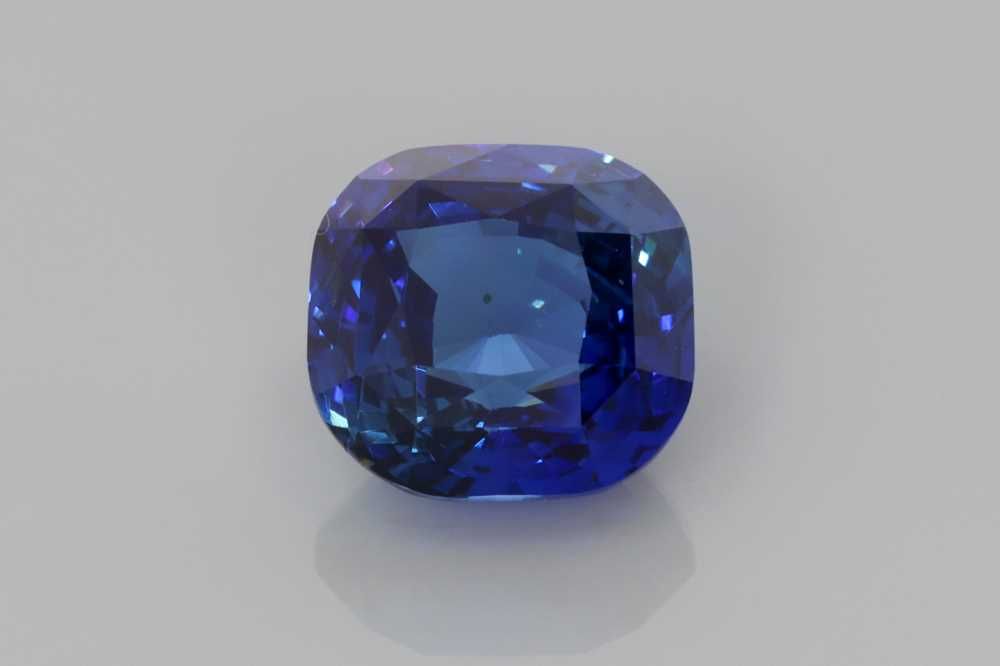 3.07 ct Sapphire