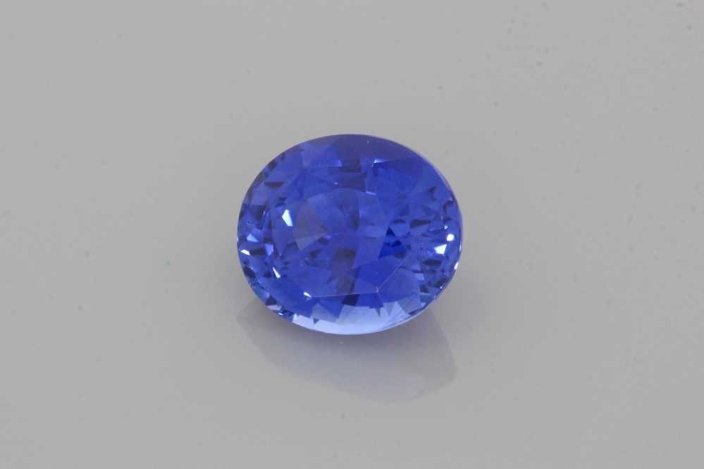 Szafir 2,07 ct, niebieski, szlif owalny