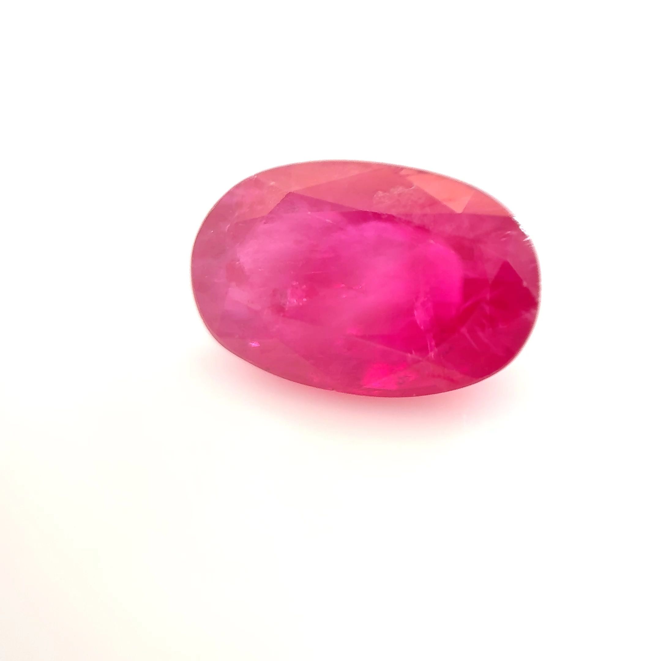 Rubin 2,28 ct, czerwony, szlif owalny