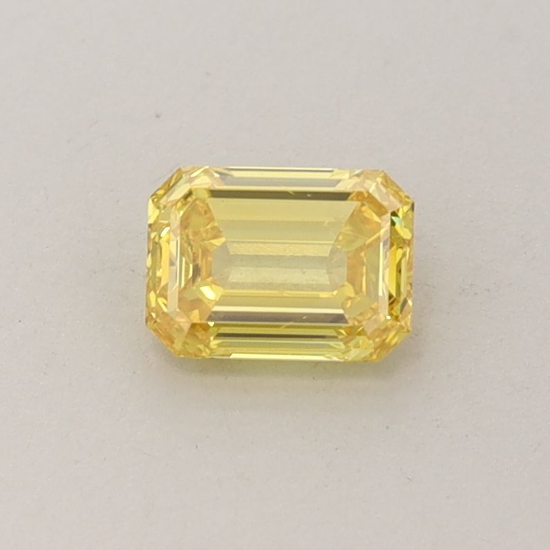 0.47 CT Fancy Vivid Yellow EMERALD
