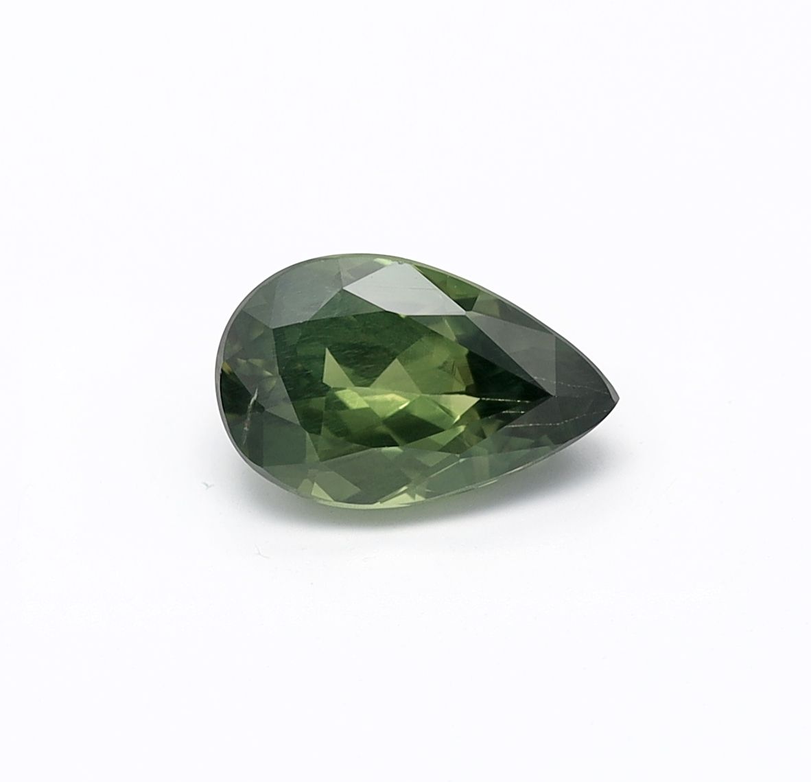 SAPPHIRE FACETED 1.49ct GREEN GREEN EC AUSTRALIA HEATED