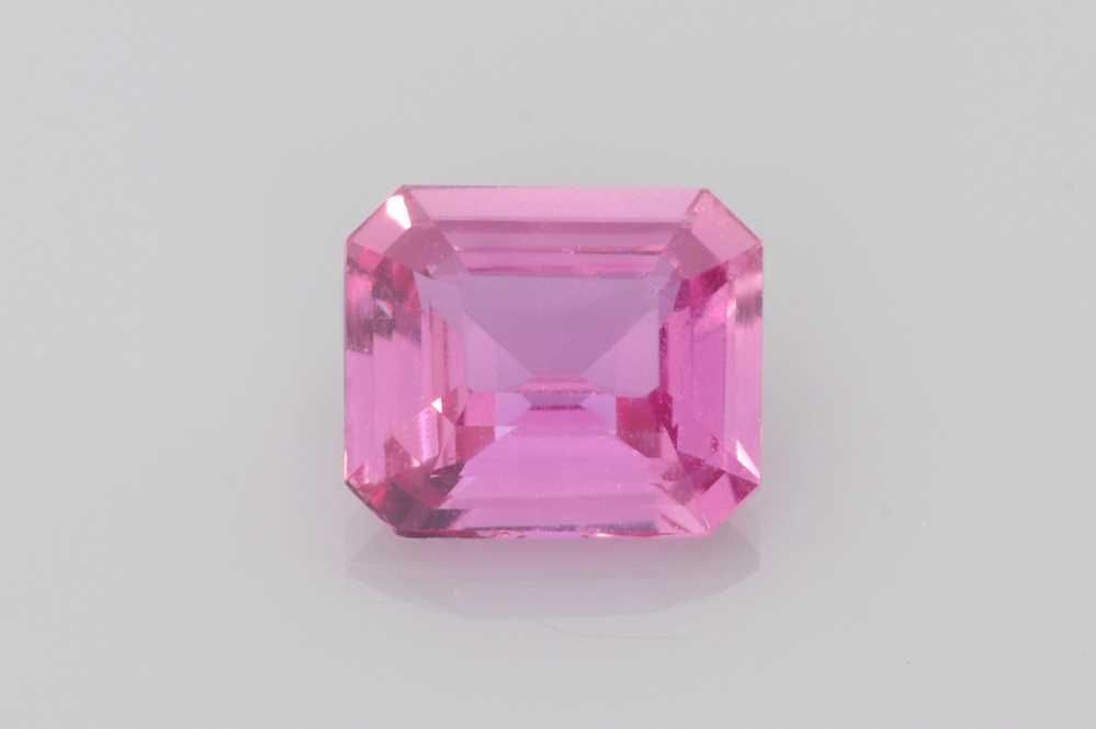 SAPPHIRE FACETED 1.35ct PINK Vivid PINK SI SRILANKA HEATED