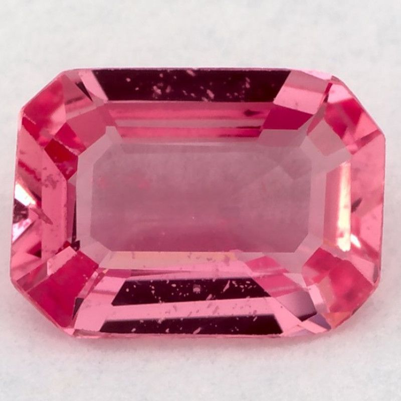 Szafir 1,28 ct, różowy, szlif szmaragdowy