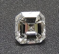 Prírodný diamant štvorcový...