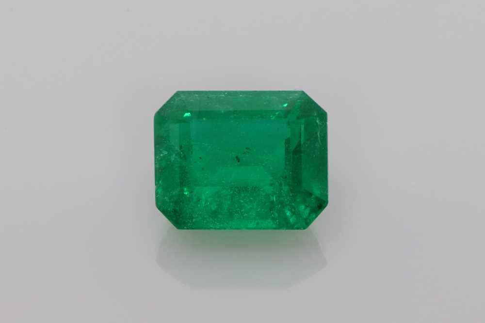 Szmaragd 5,40 ct, zielony, szlif ośmiokątny