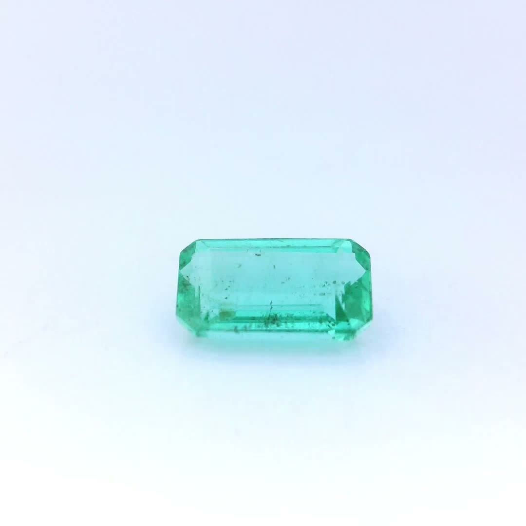 0.95 ct Emerald