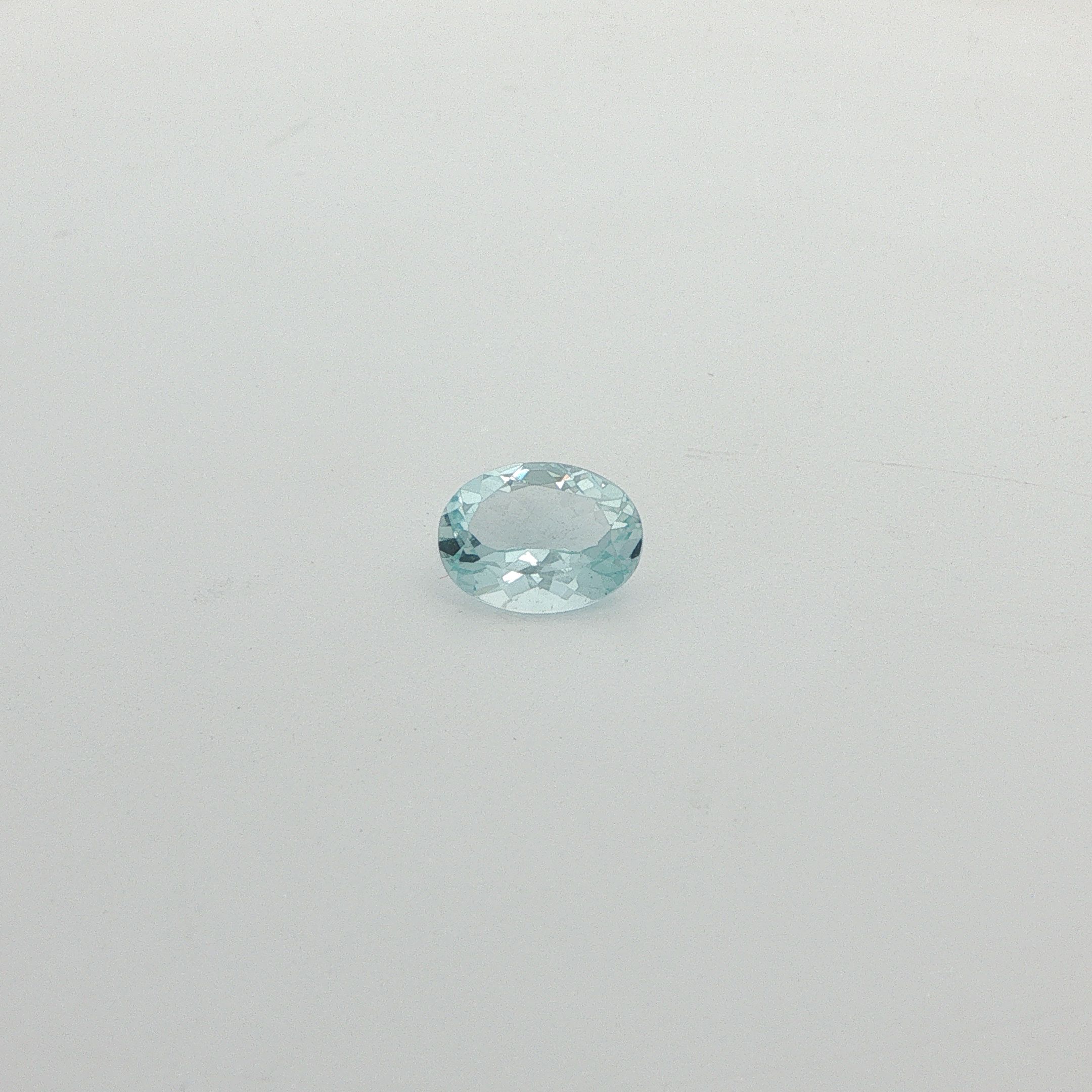 1.66 ct Oval aquamarine