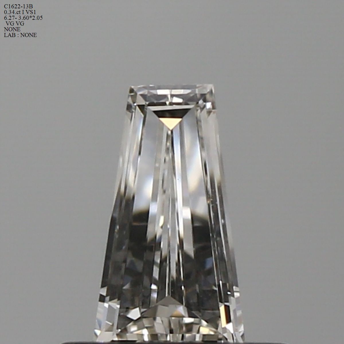 Prírodný diamant tapered...