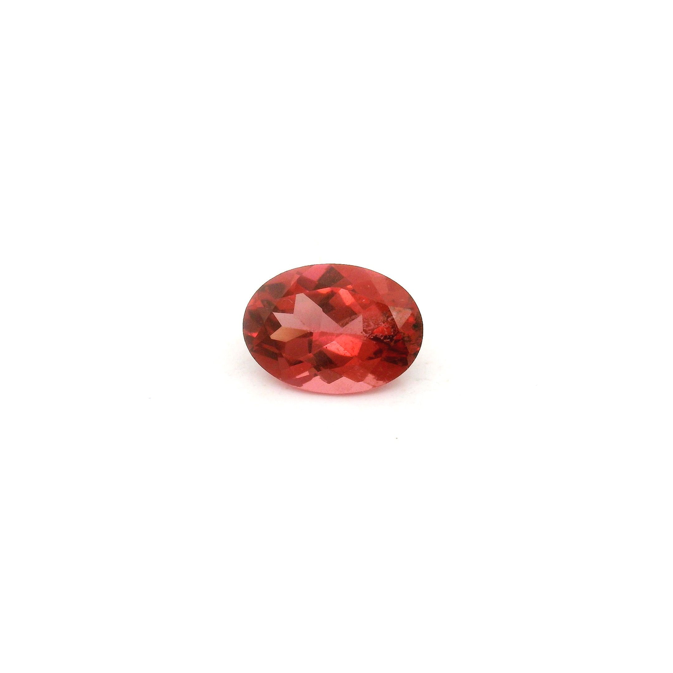 0.89 ct Oval garnet