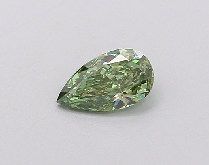 0.27 CT Fancy Vivid Green PEAR