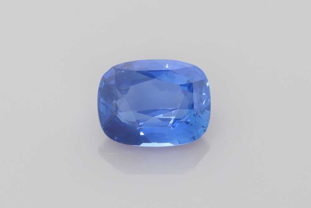 2.26 ct Sapphire