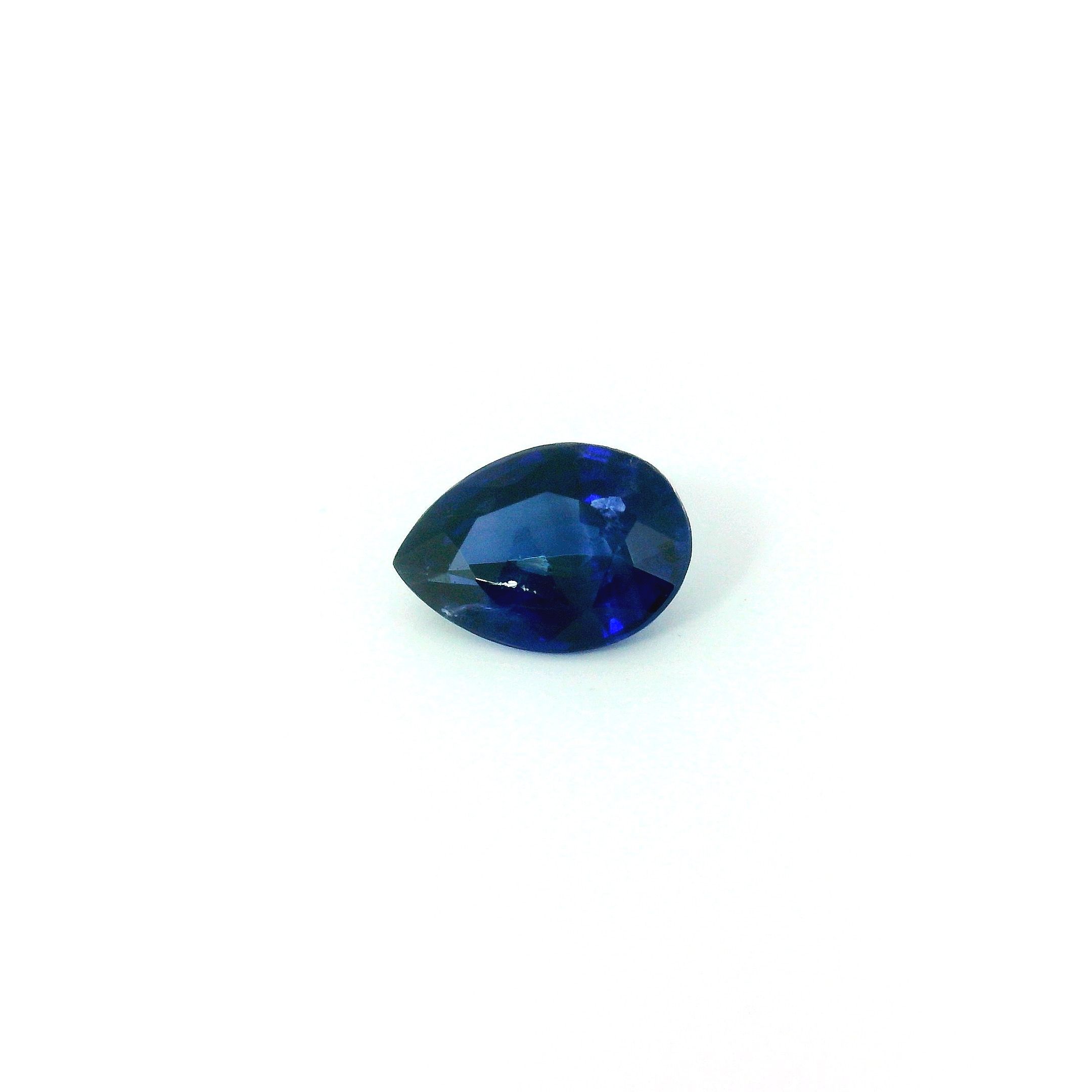 0.86 ct Pear sapphire