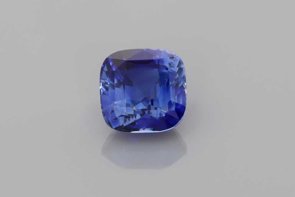 Szafir 1,60 ct, niebieski, szlif cushion