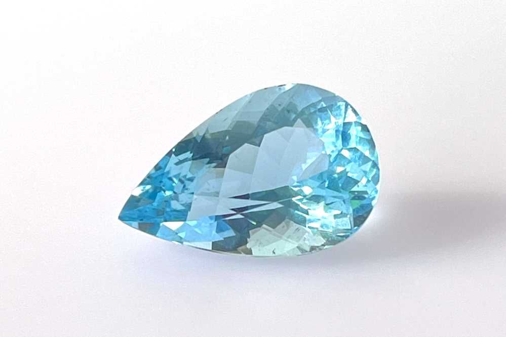 AQUAMARINE FACETED 8.52ct BLUE BLUE SI MOZAMBIQUE NONE