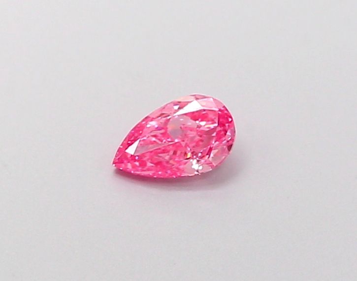 0.24 CT Fancy Vivid Pink PEAR