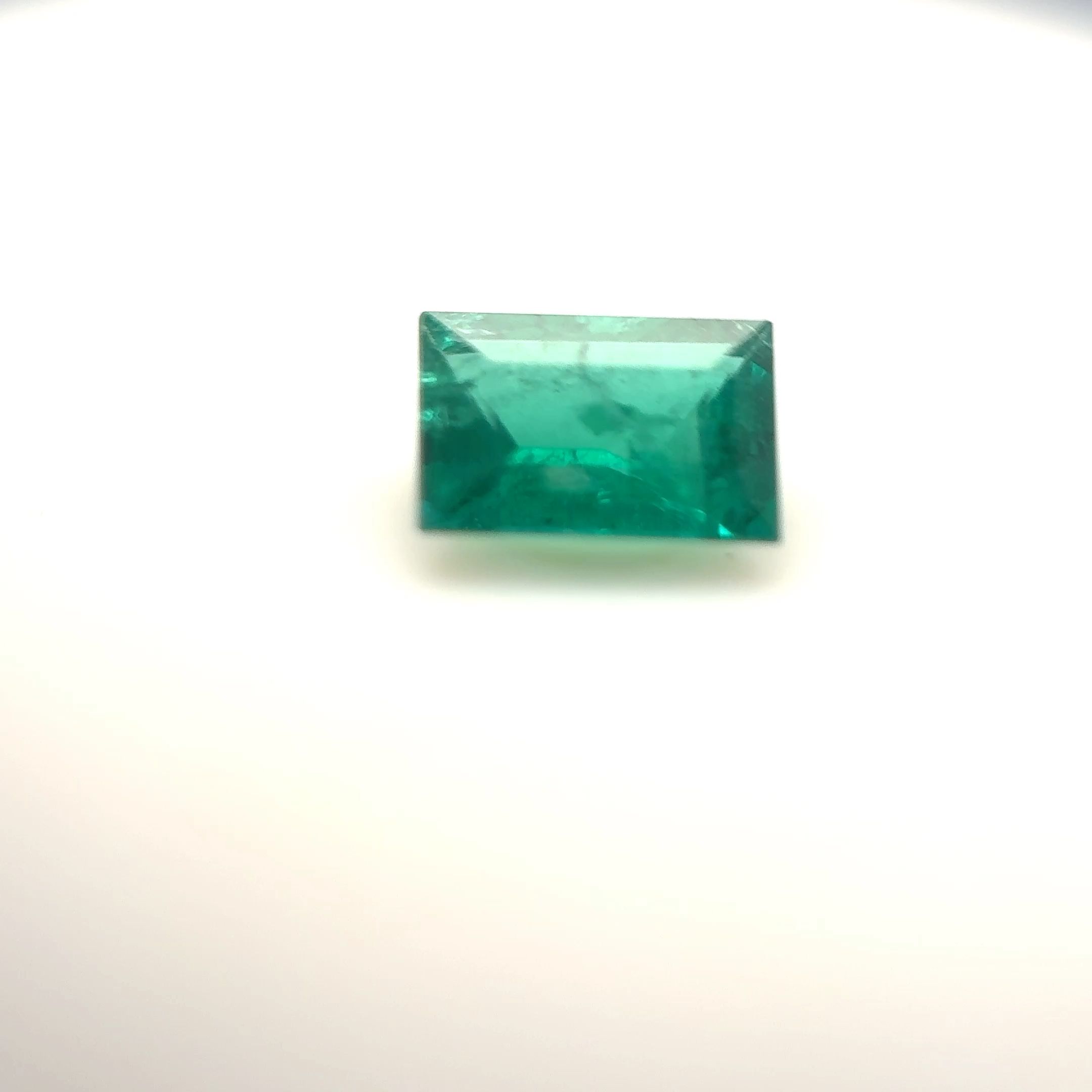 0.47 ct Emerald