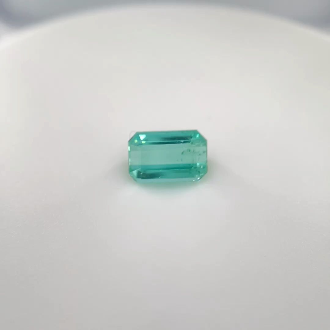 Turmalin 1,47 ct, zielony, szlif ośmiokątny