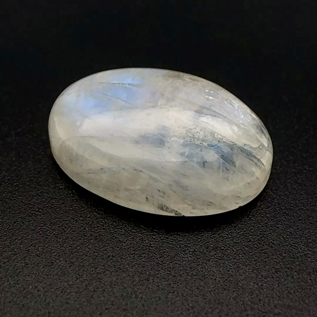 10.65 ct Moonstone